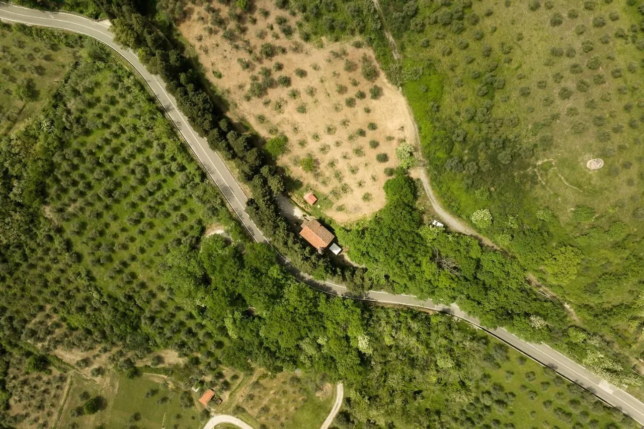 Villa Chiesino Dei Vaioni Pistoya 0*,  Italia